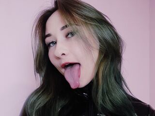 camgirl video chat VikaCheers
