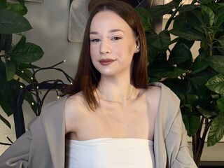 girl showing tits WynonaBarrigan