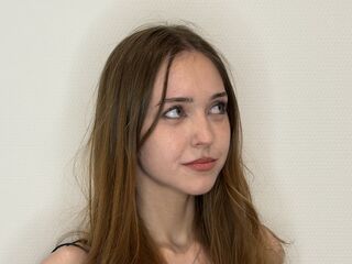 camgirl playing with sextoy YokoMagliacane