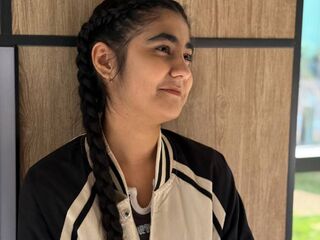 hot naked webcam girl YukoKlapper