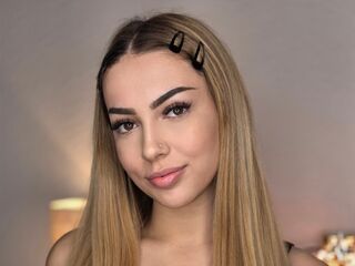 fingering camslut ZaraPlaya