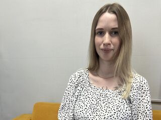 masturbating webcamgirl ZlataSmith