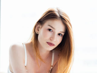 camgirl masturbating with sex toy ZoeCao