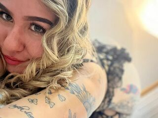 girl topless ZoeSterling